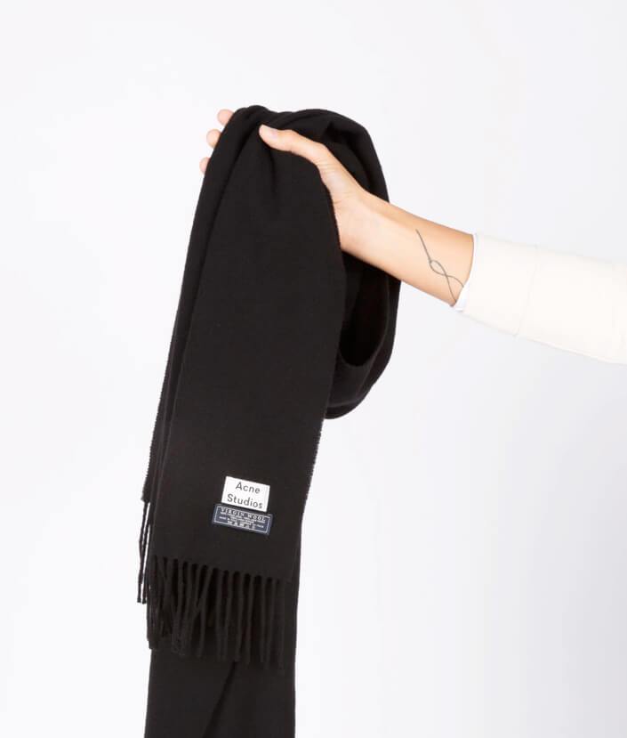 Black scarf